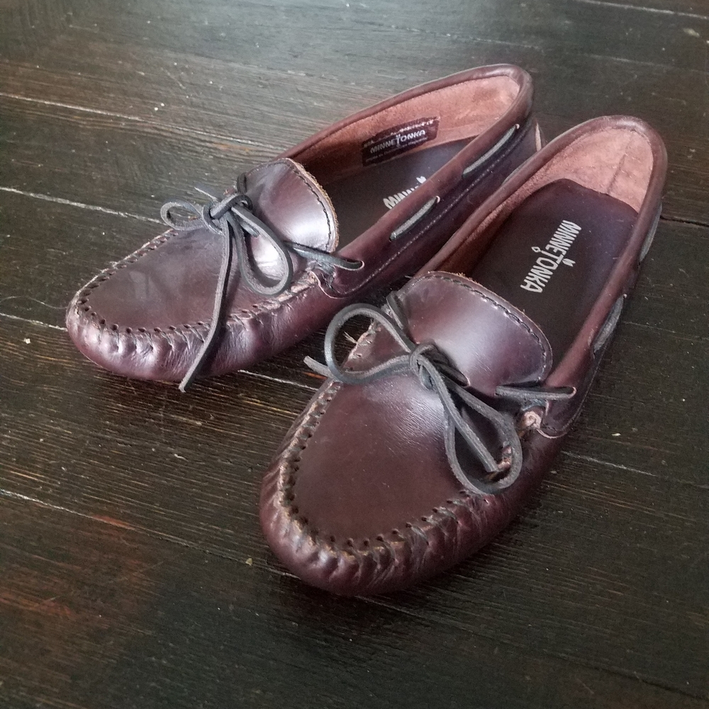 Minnetonka Driving Moccasins